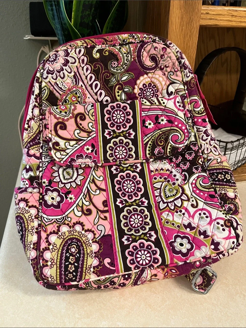 VERA BRADLEY great condition!! Bach pack!!